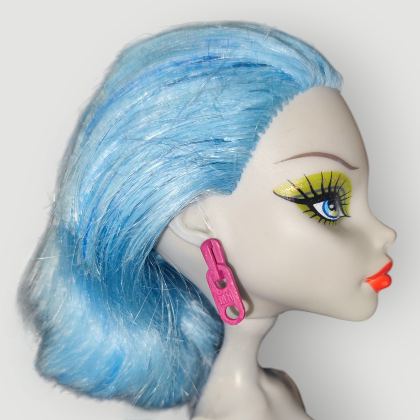 Boucles d'oreilles de Ghoulia Yelps (Basic) – Image 2