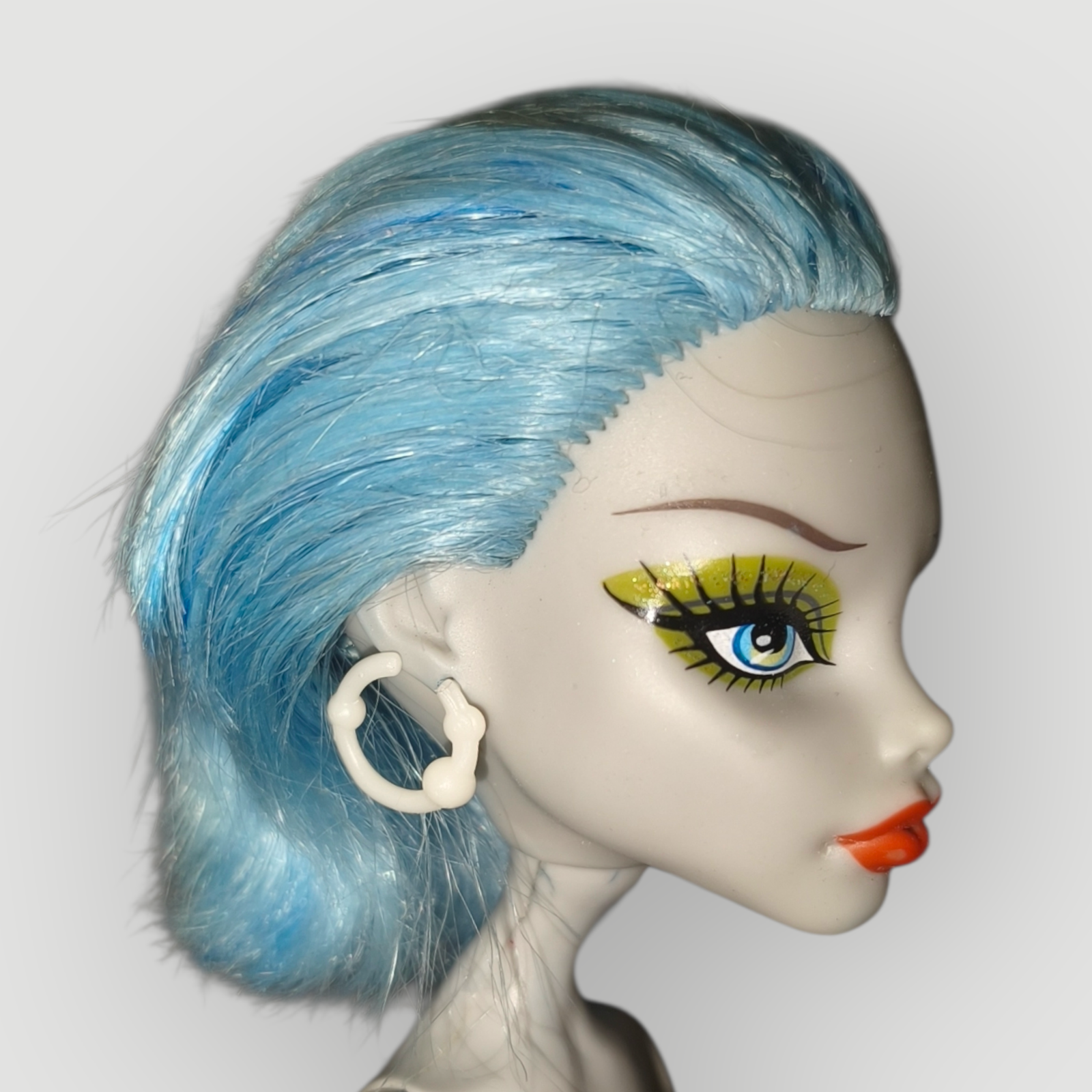 Boucles d'oreilles anneaux avec des ronds – Image 2