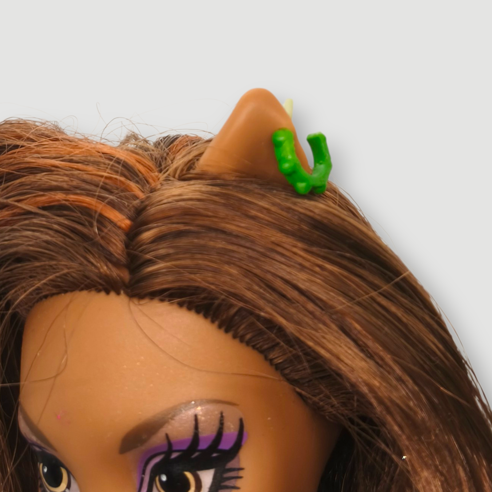 Boucle d'oreille de Clawdeen Wolf (Ghouls Rule) – Image 2