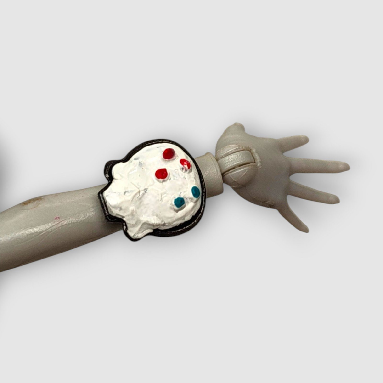 Bracelet épingle de Frankie Stein (Home Ick) – Image 2